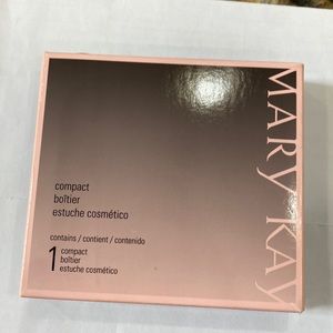 Mary Kay compact. New in original box. Hard to find.